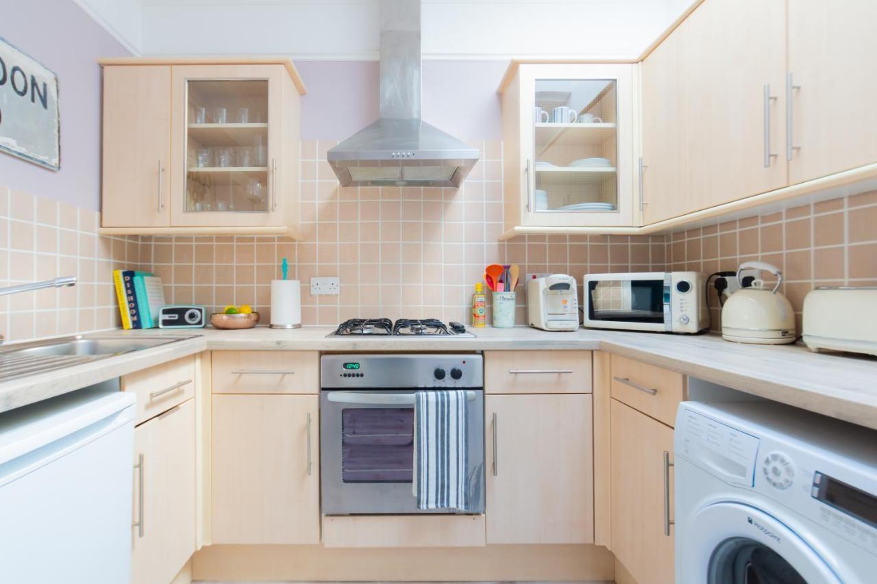 Spacious Split Level Flat In Great Location Portsmouth Kültér fotó