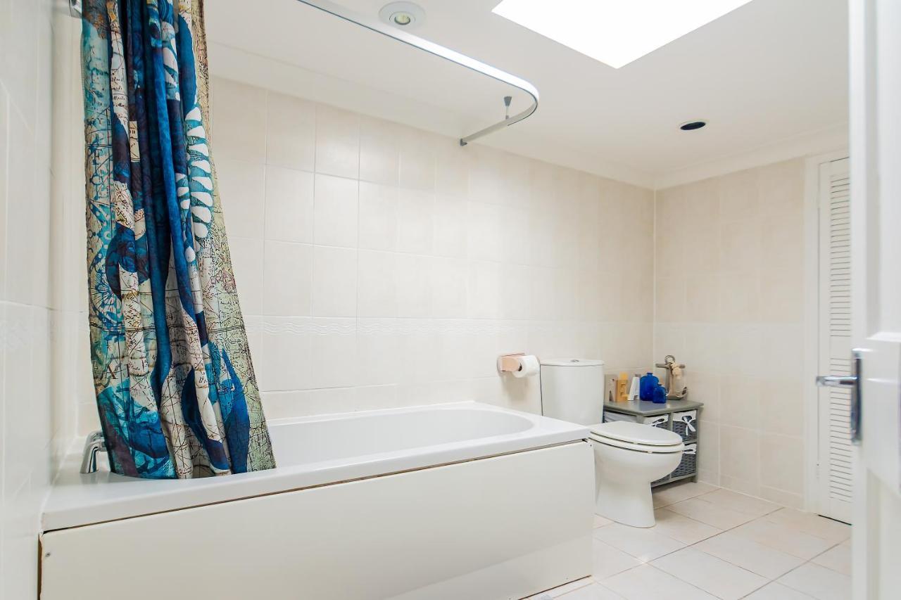 Spacious Split Level Flat In Great Location Portsmouth Kültér fotó